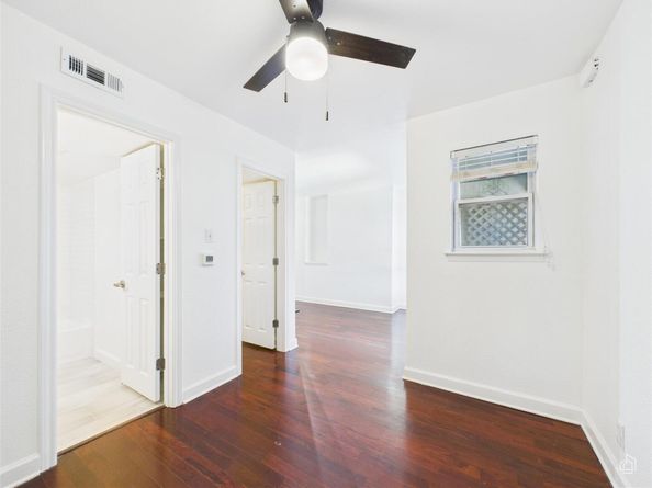 2020 S Congress Ave 1209, Austin TX 78704