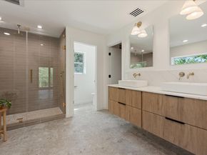 902 Challenger ST, Lakeway TX 78734