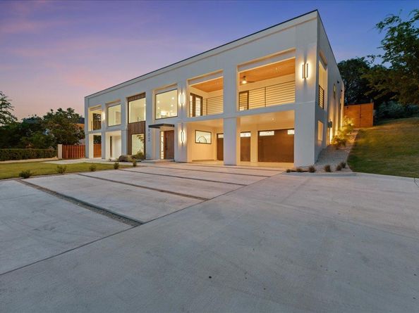 902 Challenger ST, Lakeway TX 78734