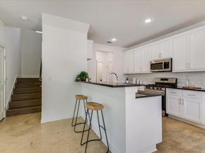 1916 Bunche RD, Austin TX 78721