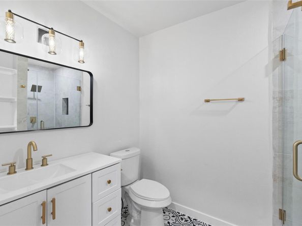 106 east lola DR, Austin TX 78753