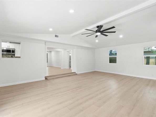 106 east lola DR, Austin TX 78753