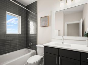 2827 Manor RD 3105, Austin TX 78722