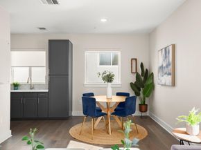 2827 Manor RD 3105, Austin TX 78722