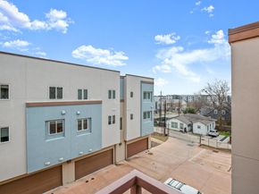 2827 Manor RD 3105, Austin TX 78722