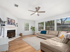 8112 Luling LN, Austin TX 78729
