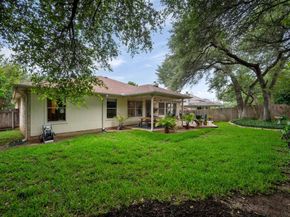 8112 Luling LN, Austin TX 78729