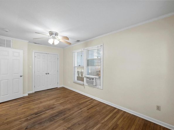 1110 W 22nd ST 1, Austin TX 78705