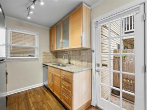 1110 W 22nd ST 1, Austin TX 78705