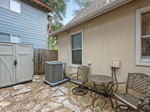 1110 W 22nd ST 1, Austin TX 78705