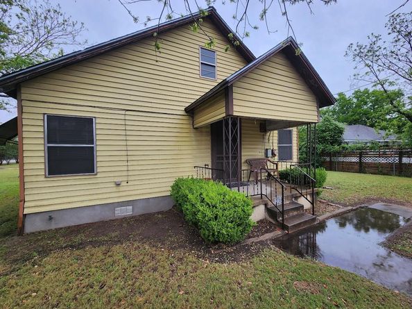 808 Montopolis DR, Austin TX 78741
