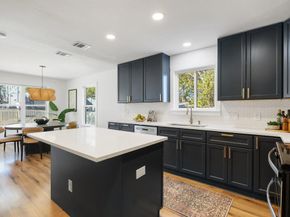 1505 Summit ST, Austin TX 78741