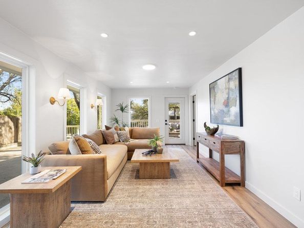 1505 Summit ST, Austin TX 78741