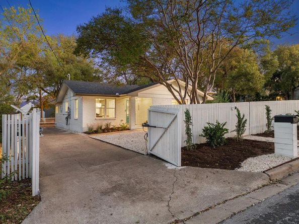 1505 Summit ST, Austin TX 78741
