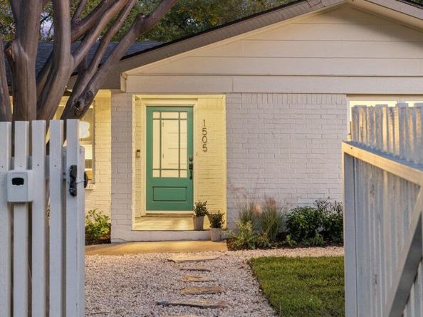1505 Summit ST, Austin TX 78741