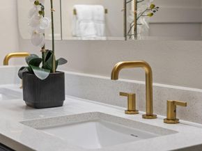 1505 Summit ST, Austin TX 78741