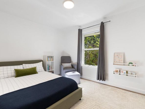 1505 Summit ST, Austin TX 78741