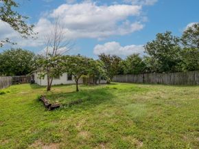 1604 Southwestern BLVD, Georgetown TX 78626