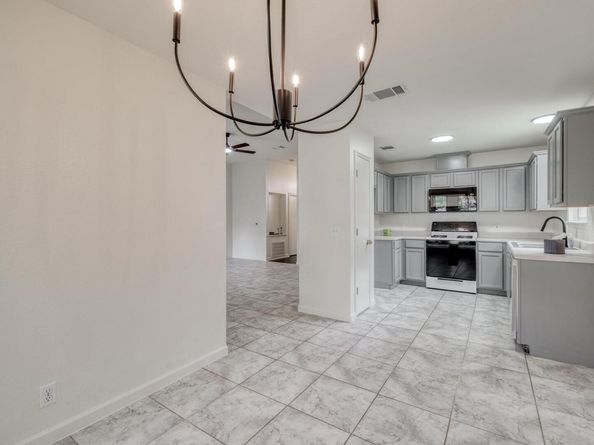 1604 Southwestern BLVD, Georgetown TX 78626