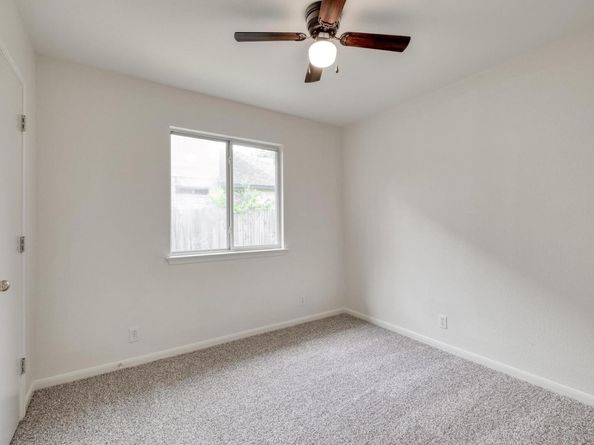 1604 Southwestern BLVD, Georgetown TX 78626