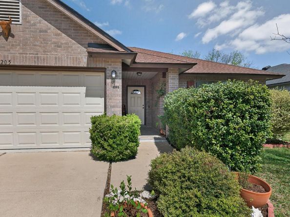1205 Apollo CIR, Round Rock TX 78664