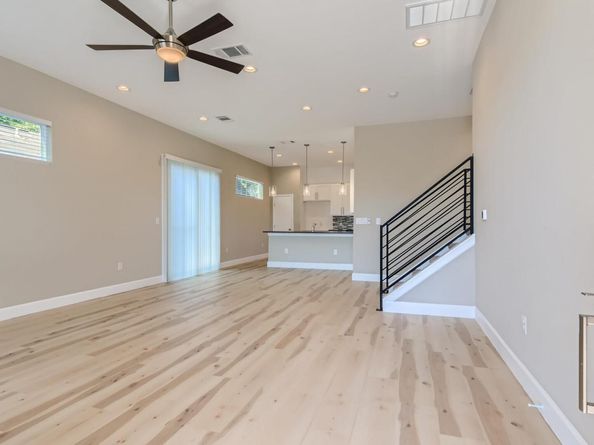 7204 Bennett Ave A, Austin TX 78752