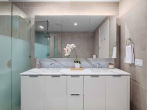 44 East Ave 4305, Austin TX 78701