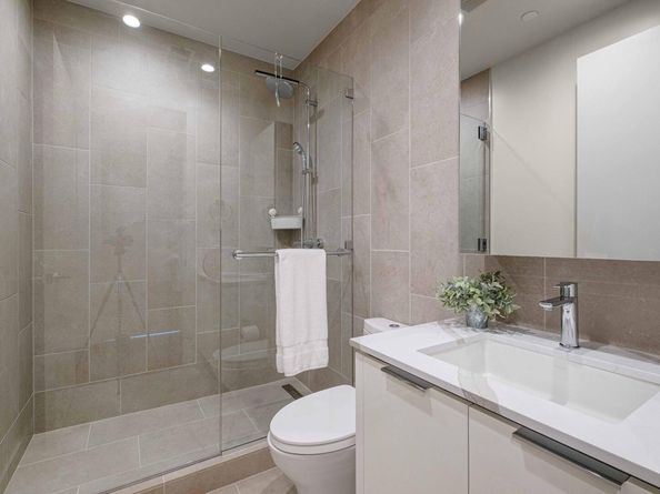 44 East Ave 4305, Austin TX 78701