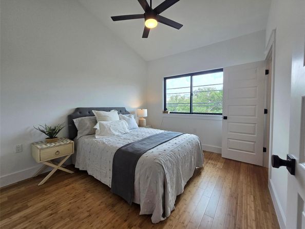 5301 Grover Ave, Austin TX 78756