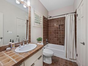 917 Challenger, Lakeway TX 78734