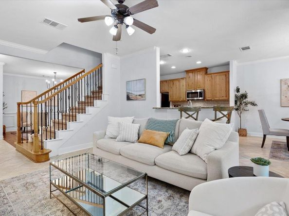 15317 Origins LN 203, Austin TX 78734