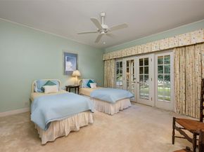 52 Club Estates PKWY, The Hills TX 78738