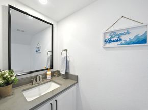 512 Palmer DR, Point Venture TX 78645