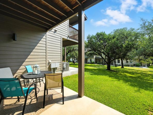 512 Palmer DR, Point Venture TX 78645