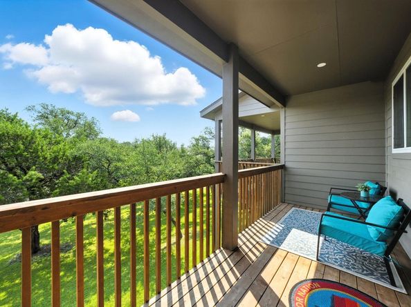 512 Palmer DR, Point Venture TX 78645