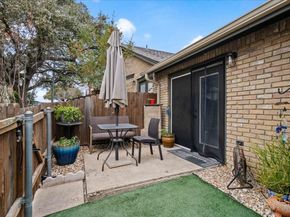 1015 E Yager LN 18, Austin TX 78753