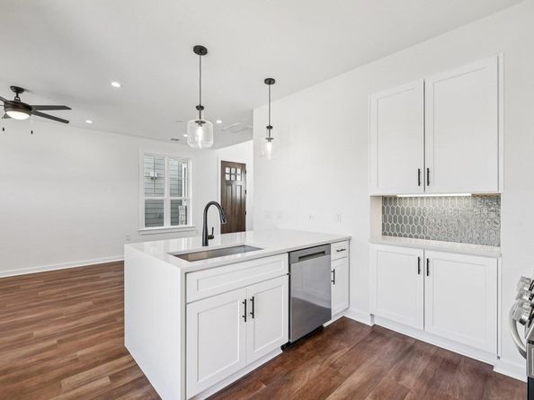 2414 Drew LN 3, Austin TX 78748