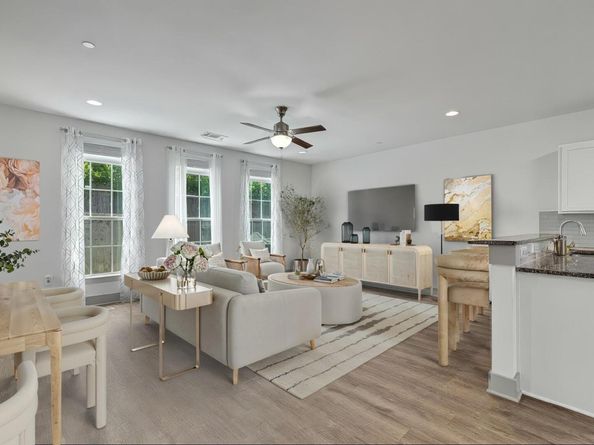 12153 Abbey Glen LN, Austin TX 78753