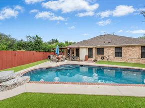 2604 Goldfinch DR, Cedar Park TX 78613