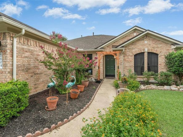 2604 Goldfinch DR, Cedar Park TX 78613