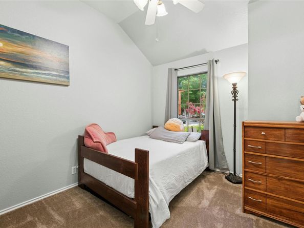 2604 Goldfinch DR, Cedar Park TX 78613