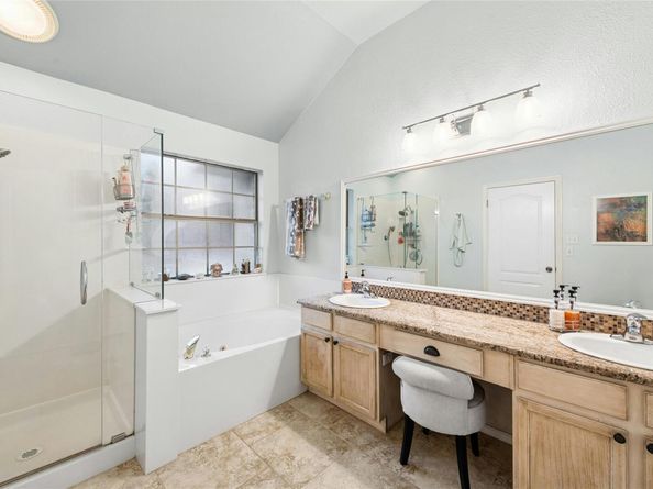 2604 Goldfinch DR, Cedar Park TX 78613