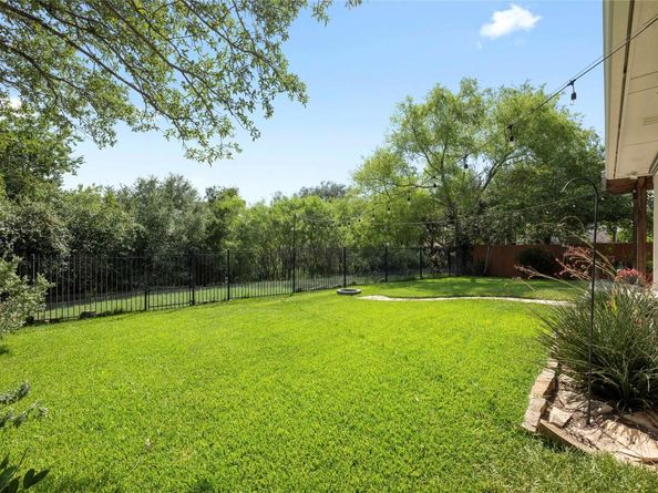 2917 Belgrave Falls LN, Austin TX 78748