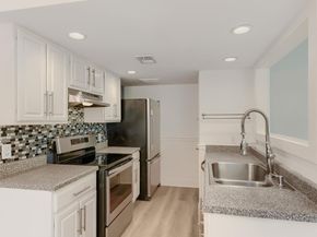 2124 Burton DR 174, Austin TX 78741