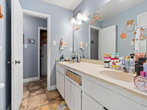 8203 Colony Loop DR, Austin TX 78724