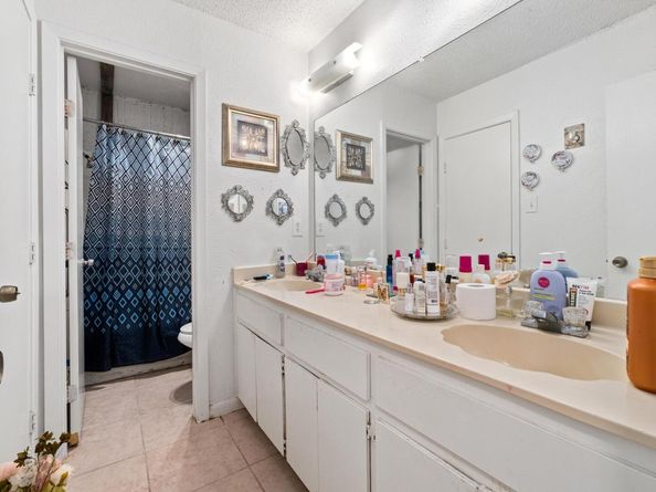 8203 Colony Loop DR, Austin TX 78724