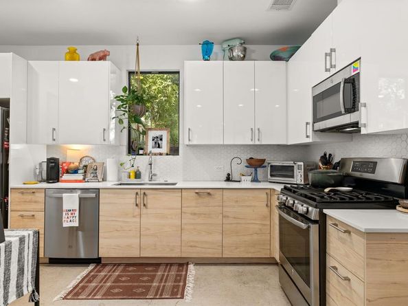 1001 Juanita ST, Austin TX 78704