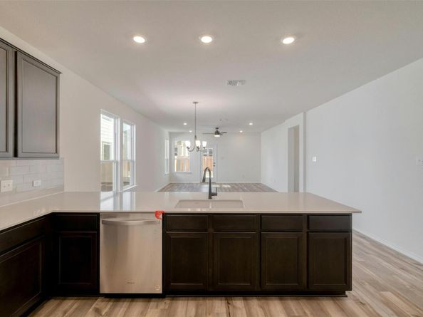 1624 River Plateau DR, Leander TX 78641