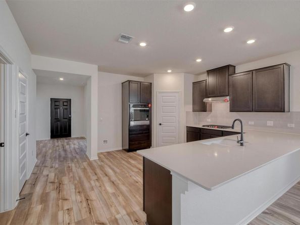 1624 River Plateau DR, Leander TX 78641