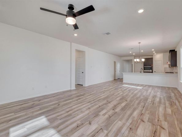 1624 River Plateau DR, Leander TX 78641